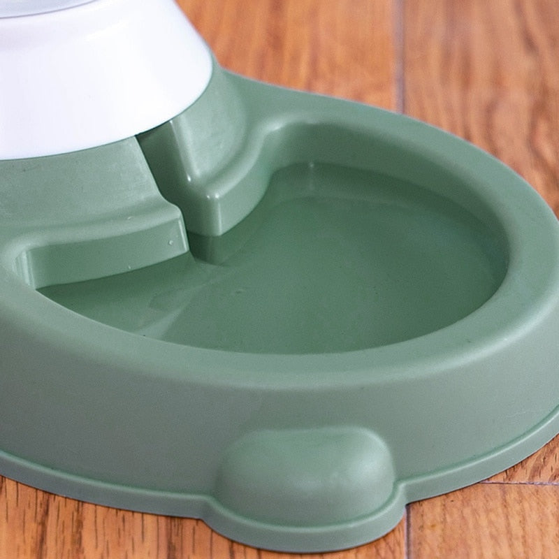 Green Automatic Pet Feeder